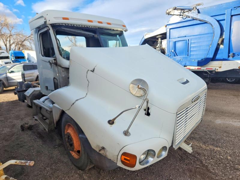 Продажа на аукционе авто 2000 Freightliner Conventional, vin: 1FUYSSEB5YLB74915, номер лота: 77254525