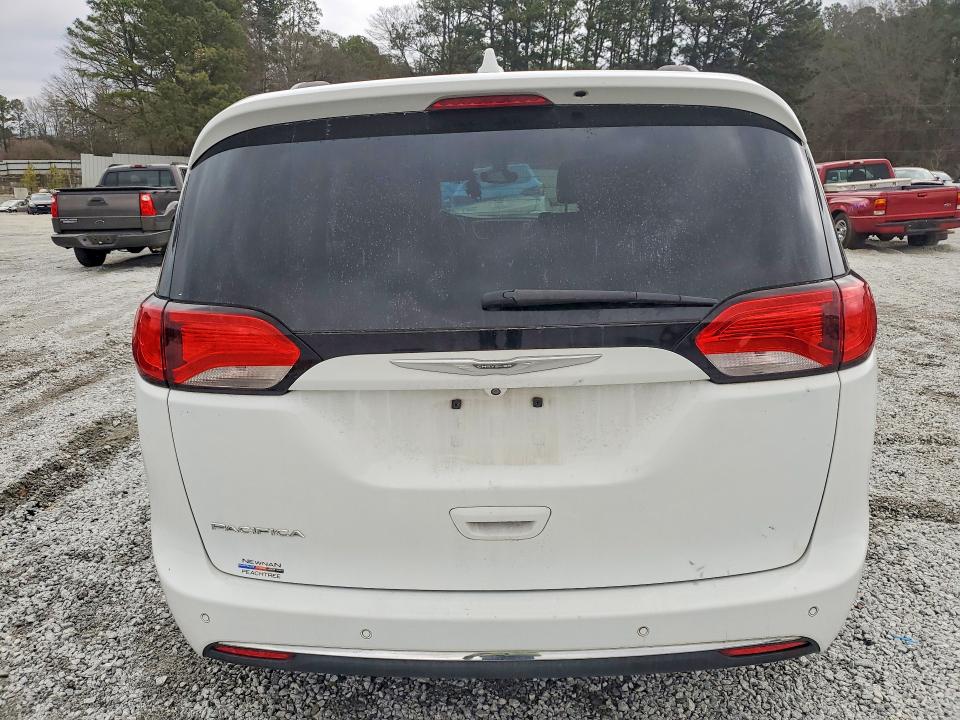 76994145 :رقم المزاد ، 2C4RC1BG8HR523699 vin ، 2017 Chrysler Pacifica مزاد بيع