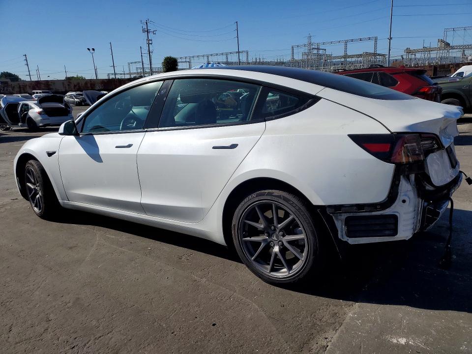 Продажа на аукционе авто 2023 Tesla Model 3, vin: 5YJ3E1EA8PF404312, номер лота: 75892565