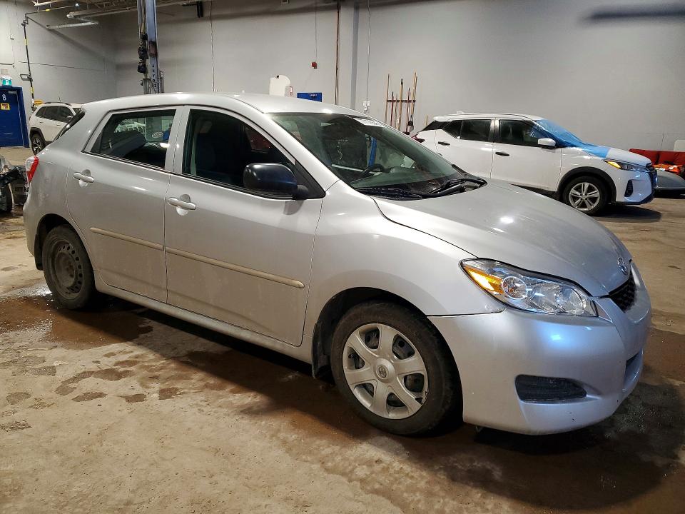 77176545 :رقم المزاد ، 2T1KU4EE7AC205122 vin ، 2010 Toyota Corolla Matrix مزاد بيع
