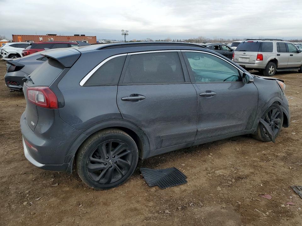 77927705 :رقم المزاد ، KNDCC3LC1J5149548 vin ، 2018 Kia Niro مزاد بيع