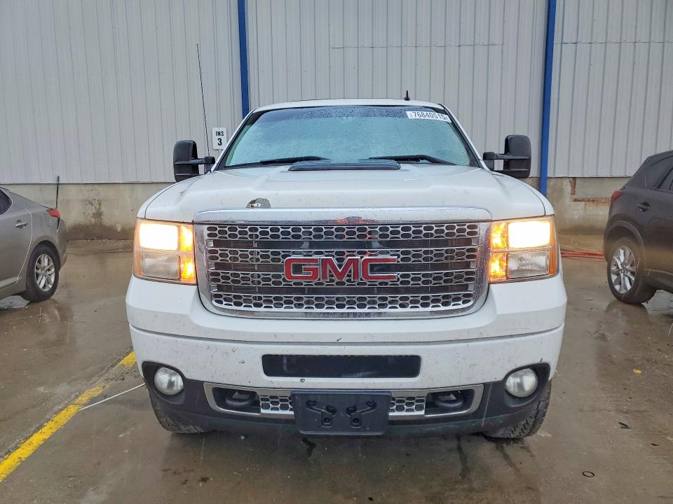 76840515 :رقم المزاد ، 1GT125E80CF224302 vin ، 2012 Gmc Sierra مزاد بيع