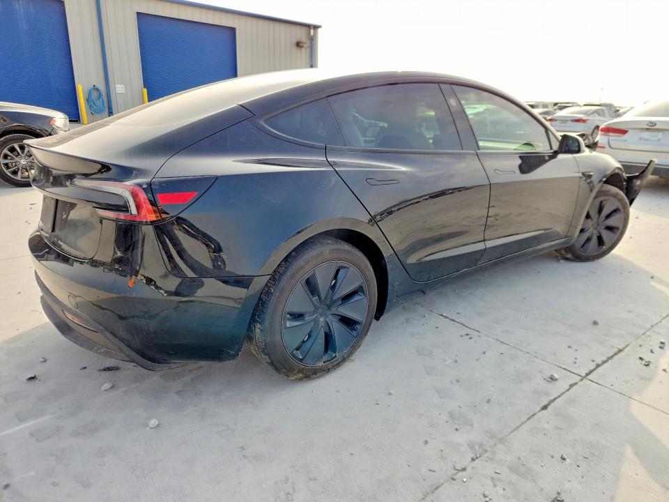 78324045 :رقم المزاد ، 5YJ3E1EA3SF980639 vin ، 2025 Tesla Model 3 مزاد بيع