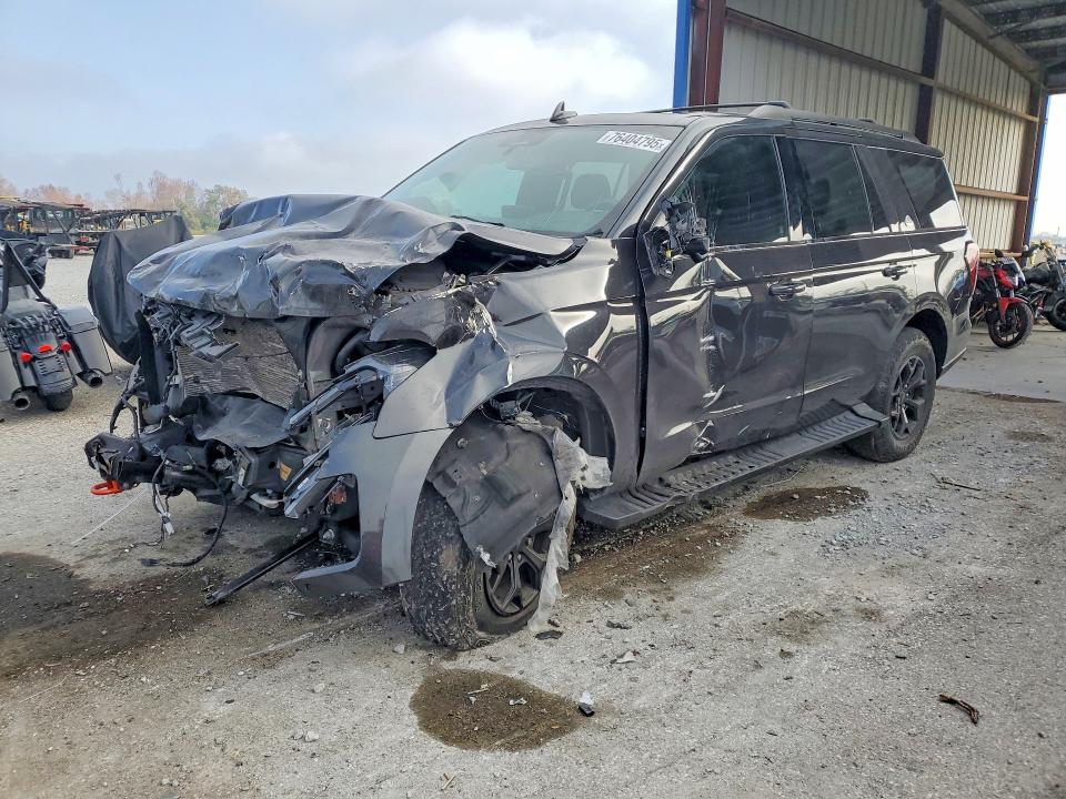 Продажа на аукционе авто 2023 Ford Expedition, vin: 1FMJU1RG9PEA64058, номер лота: 76404795