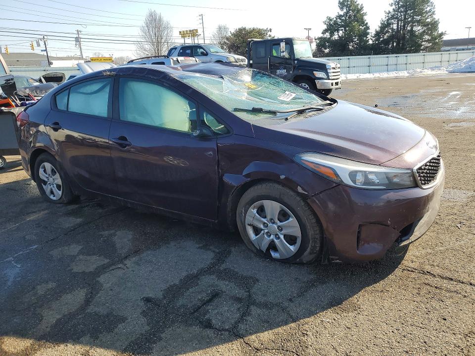 Продажа на аукционе авто 2018 Kia Forte, vin: 3KPFK4A79JE276368, номер лота: 76939765