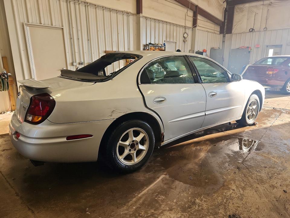 2001 Oldsmobile Aurora მანქანა იყიდება აუქციონზე, vin: 1G3GR64H014205500, აუქციონის ნომერი: 78086335