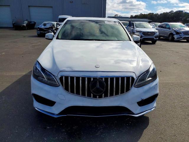 77578265 :رقم المزاد ، WDDHF5KB5EB017066 vin ، 2014 Mercedes-benz E مزاد بيع