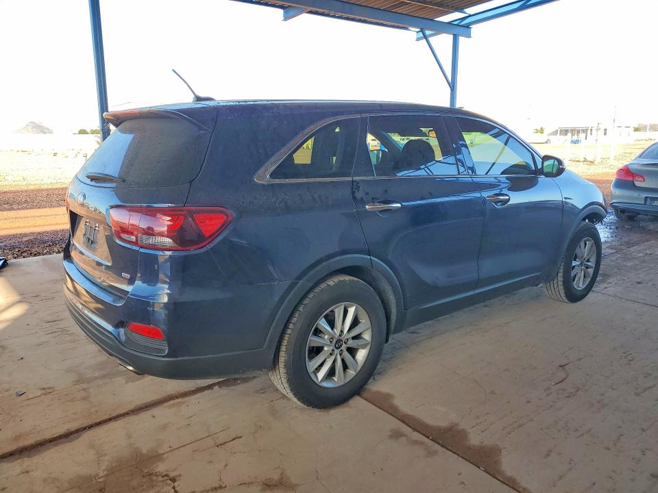 77796895 :رقم المزاد ، 5XYPG4A33KG550400 vin ، 2019 Kia Sorento مزاد بيع