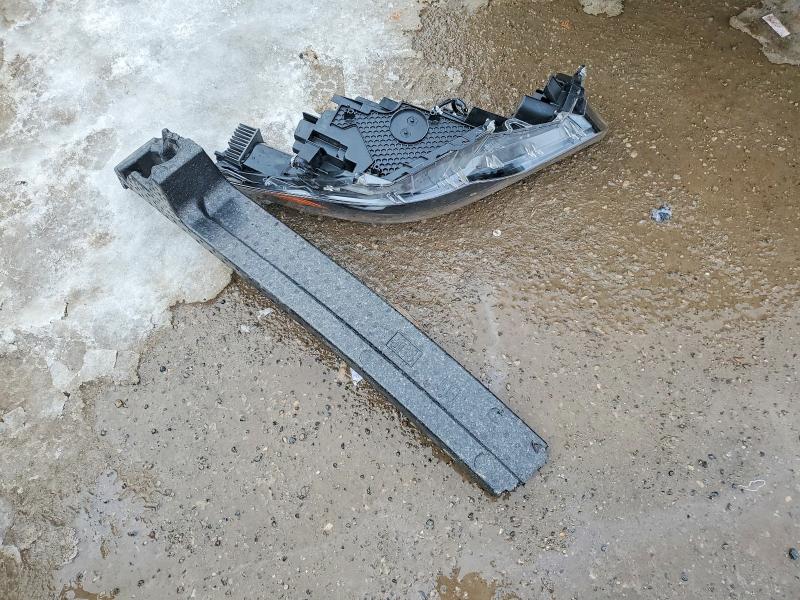 77107455 :رقم المزاد ، 7MUDAABG0RV097005 vin ، 2024 Toyota Corolla Cross مزاد بيع