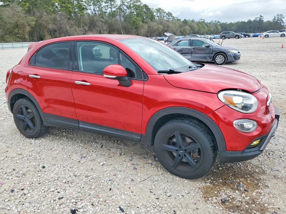 76132445 :رقم المزاد ، ZFBCFYCT0GP380901 vin ، 2016 Fiat 500x مزاد بيع