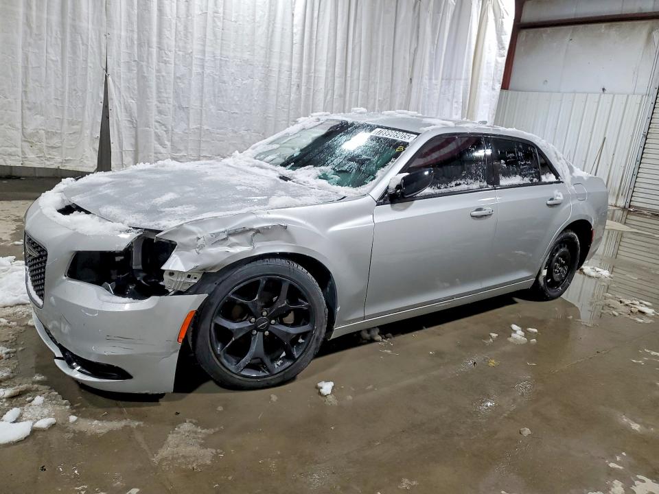 78996905 :رقم المزاد ، 2C3CCAAG3NH245503 vin ، 2022 Chrysler 300 مزاد بيع