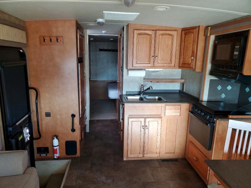 2013 Winn Motorhome მანქანა იყიდება აუქციონზე, vin: 1F65F5DYXD0A00615, აუქციონის ნომერი: 78273715