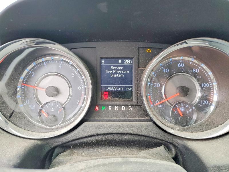 77475235 :رقم المزاد ، 2A4RR5DG3BR633354 vin ، 2011 Chrysler Town & Country مزاد بيع
