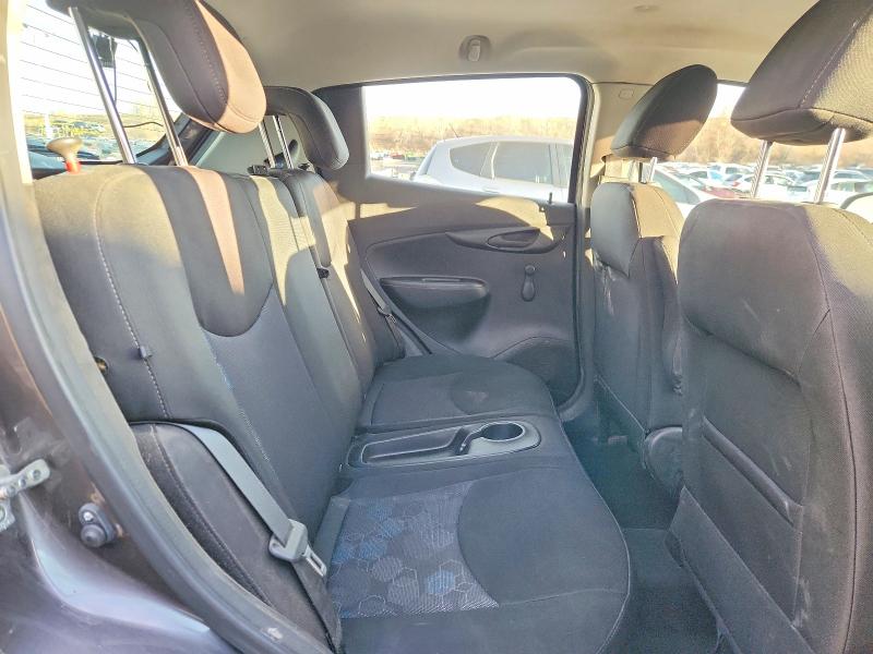 76734165 :رقم المزاد ، KL8CB6SA2GC604327 vin ، 2016 Chevrolet Spark مزاد بيع