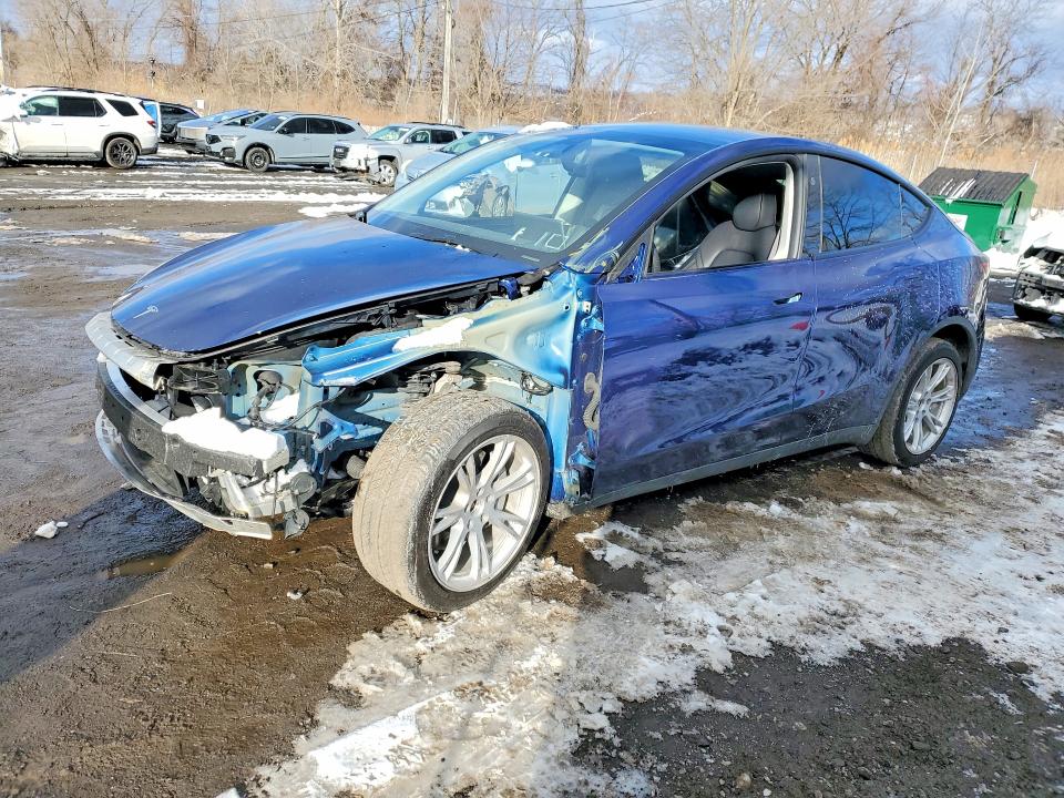 Продажа на аукционе авто 2023 Tesla Model Y, vin: 7SAYGAEE3PF971968, номер лота: 77770335