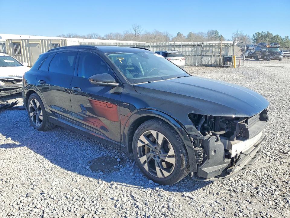 Продаж на аукціоні авто 2021 Audi E-tron, vin: WA1AAAGE8MB014371, номер лоту: 78155935