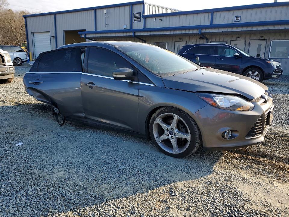 76231315 :رقم المزاد ، 1FAHP3J29CL443398 vin ، 2012 Ford Focus مزاد بيع