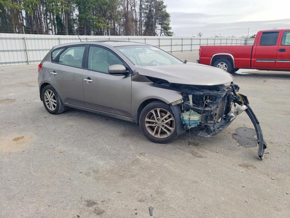 78036635 :رقم المزاد ، KNAFU5A23B5410824 vin ، 2011 Kia Forte مزاد بيع