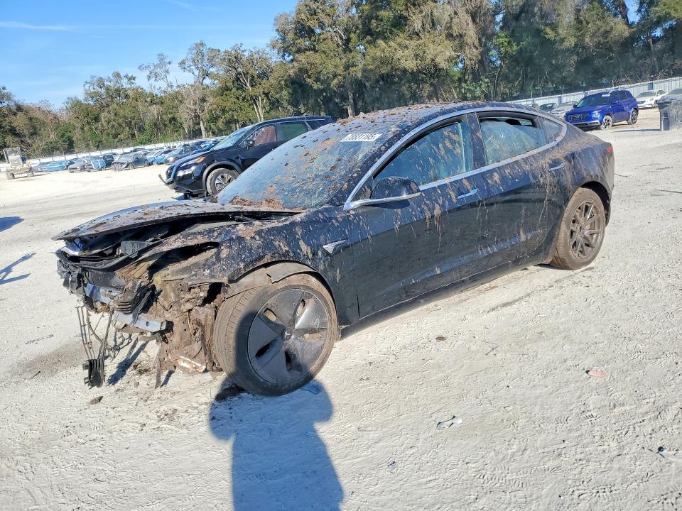 Продажа на аукционе авто 2018 Tesla Model 3, vin: 5YJ3E1EB7JF127958, номер лота: 78831195