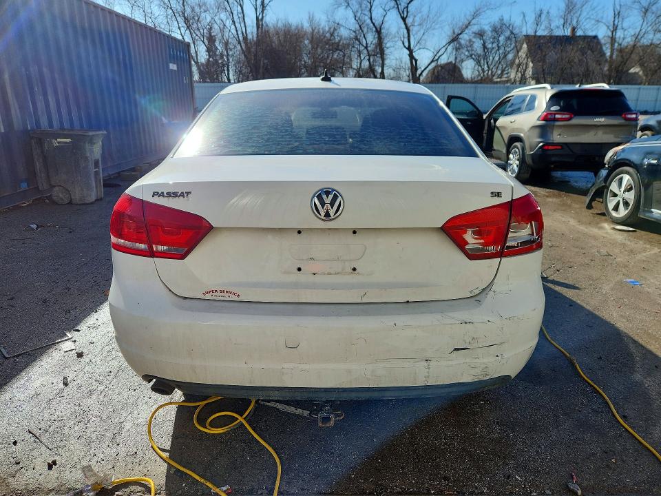 76024775 :رقم المزاد ، 1VWBP7A34DC012563 vin ، 2013 Volkswagen Passat مزاد بيع