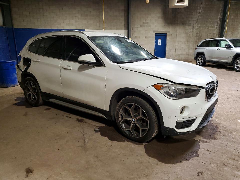 Продаж на аукціоні авто 2018 Bmw X1, vin: WBXHT3C35J3H32504, номер лоту: 76517445