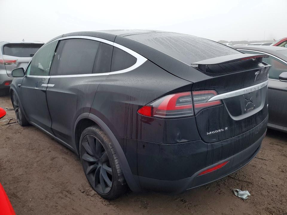 Продажа на аукционе авто 2018 Tesla Model X, vin: 5YJXCBE29JF089825, номер лота: 76182105