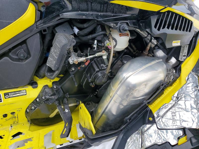 76518095 :رقم المزاد ، 2BPSDBMF2MV000012 vin ، 2021 Ski Renegade مزاد بيع