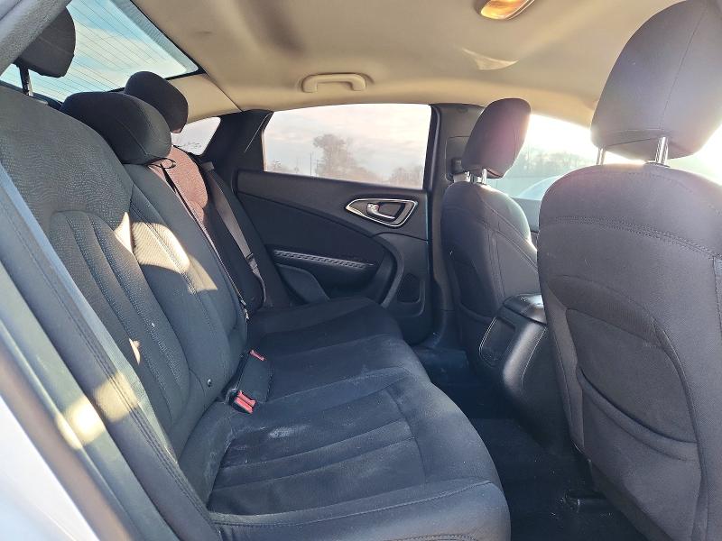 Продажа на аукционе авто 2015 Chrysler 200, vin: 1C3CCCAB1FN631099, номер лота: 76054725