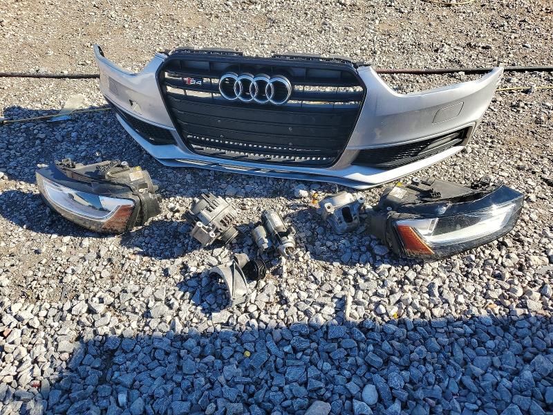 Продажа на аукционе авто 2016 Audi S4, vin: WAUBGAFL3GA009403, номер лота: 75742925