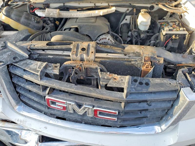 75635515 :رقم المزاد ، 1GTHK24K47E549394 vin ، 2007 Gmc Sierra مزاد بيع