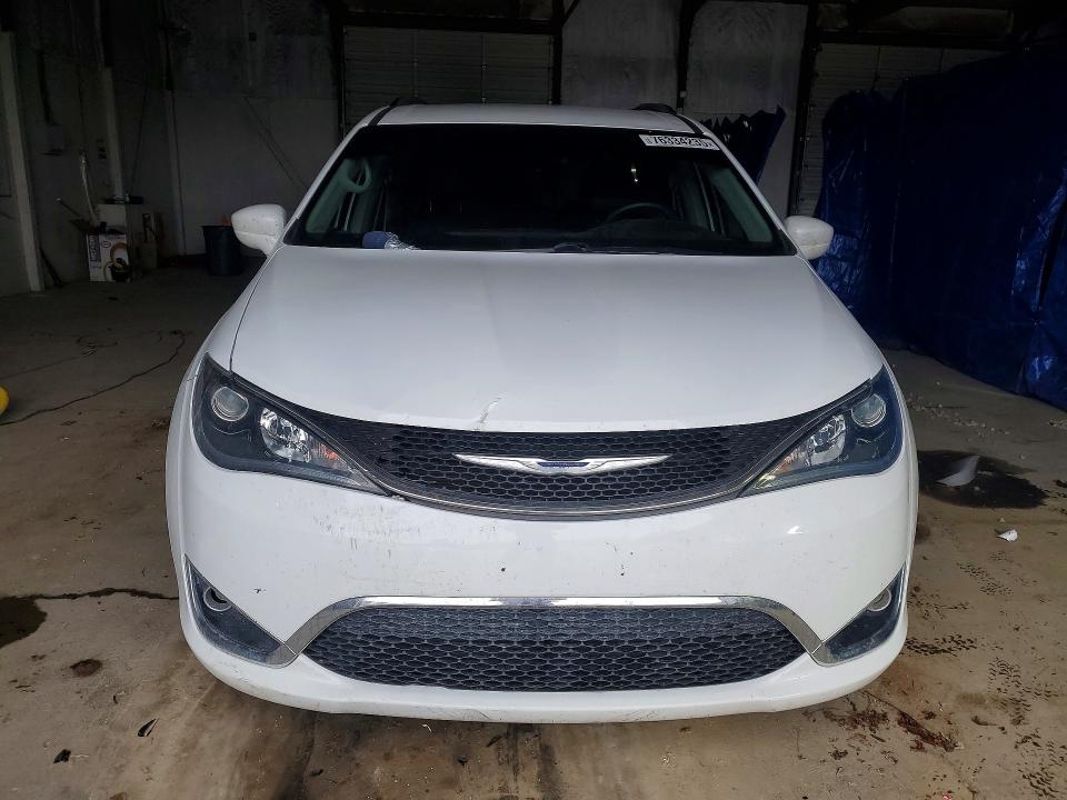 Продажа на аукционе авто 2017 Chrysler Pacifica, vin: 2C4RC1BGXHR832400, номер лота: 76334235