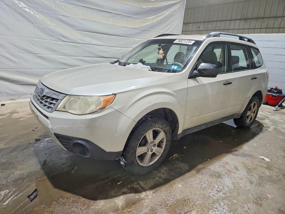 76821725 :رقم المزاد ، JF2SHABC8CH424662 vin ، 2012 Subaru Forester مزاد بيع