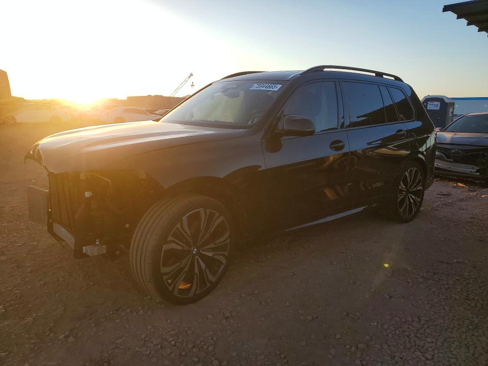 75944665 :رقم المزاد ، 5UX33EM04R9V48943 vin ، 2024 Bmw X7 مزاد بيع