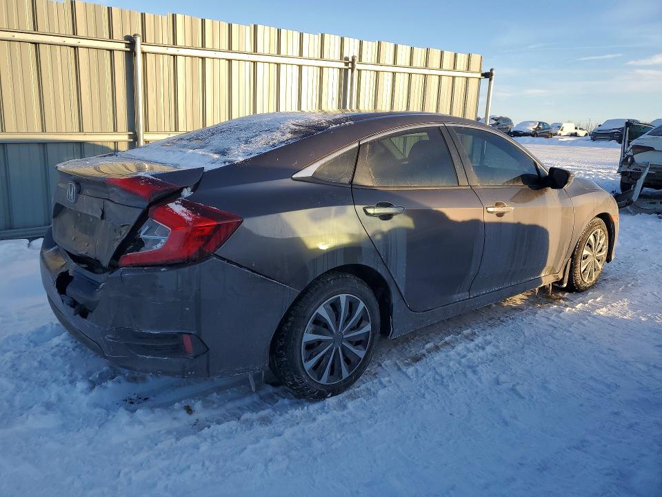75639725 :رقم المزاد ، 2HGFC2F52GH013100 vin ، 2016 Honda Civic Lx مزاد بيع