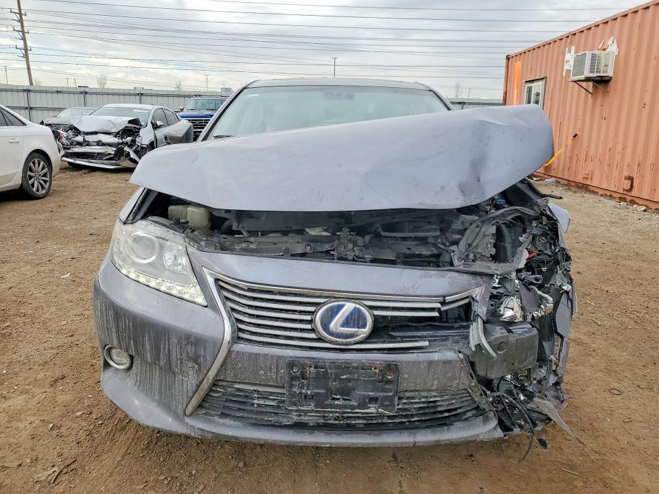 77348345 :رقم المزاد ، JTHBW1GG7F2083521 vin ، 2015 Lexus Es 300h مزاد بيع