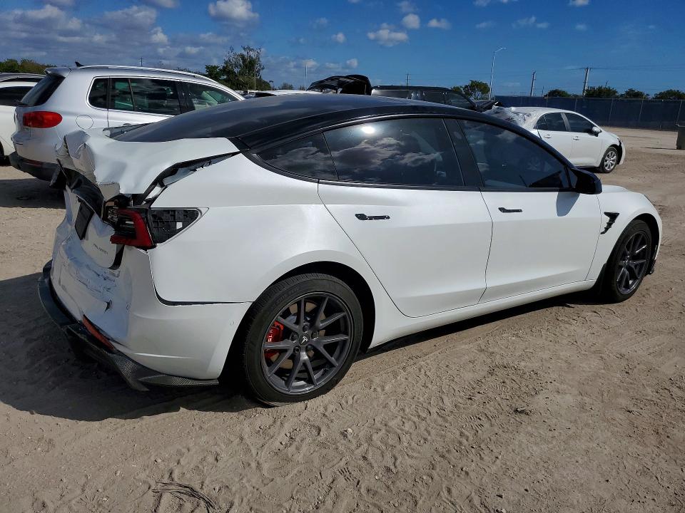 2022 Tesla Model 3 მანქანა იყიდება აუქციონზე, vin: 5YJ3E1EB3NF342582, აუქციონის ნომერი: 76135555