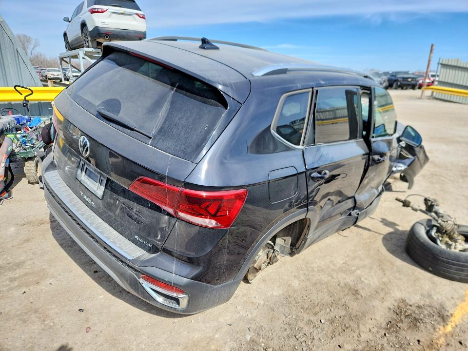 78531165 :رقم المزاد ، 3VVNX7B21PM322809 vin ، 2023 Volkswagen Taos مزاد بيع