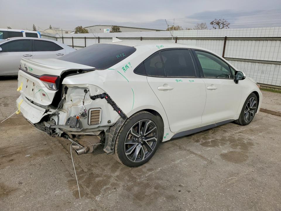 76768745 :رقم المزاد ، JTDP4MCE2MJ070777 vin ، 2021 Toyota Corolla مزاد بيع