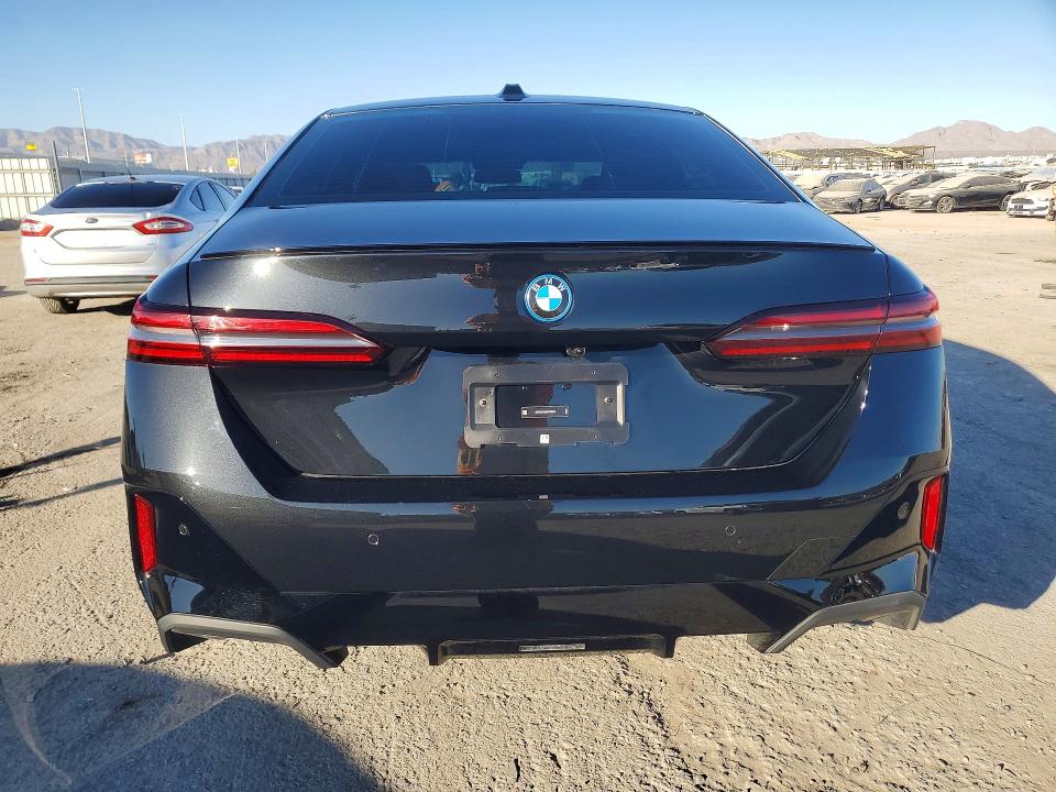 Продаж на аукціоні авто 2025 Bmw I5, vin: WBY33FK04SCU72819, номер лоту: 76023605