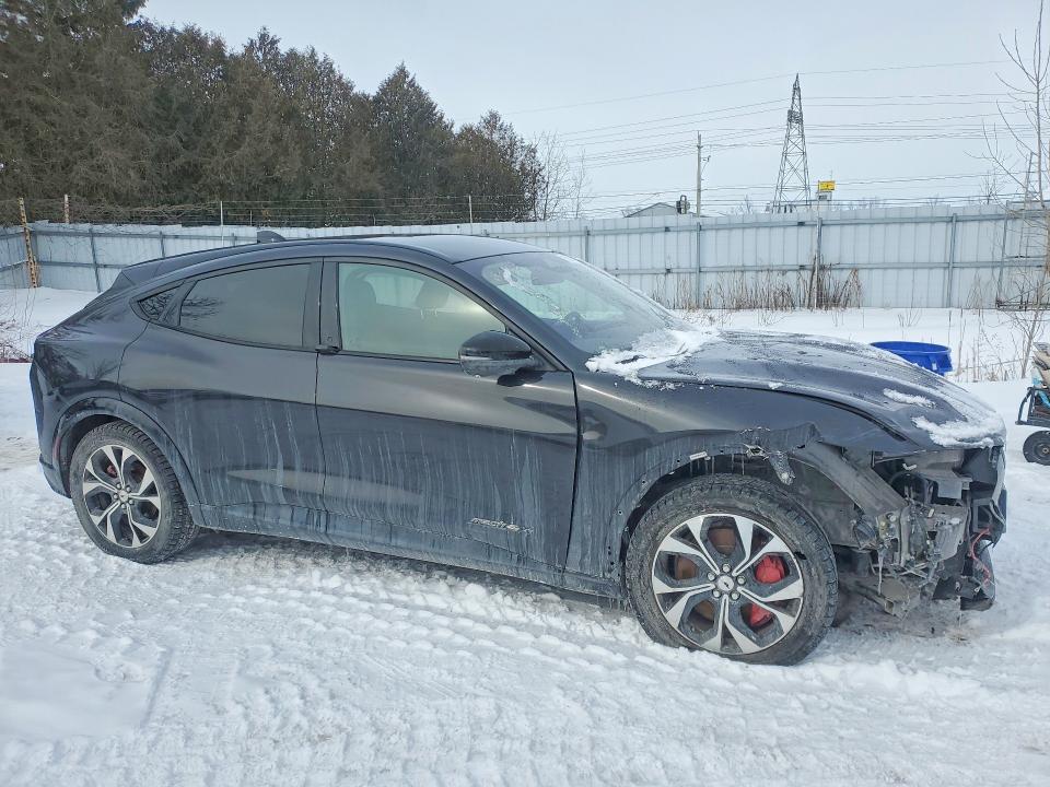 Продажа на аукционе авто 2022 Ford Mustang Mach-e, vin: 3FMTK3SU3NMA63280, номер лота: 75938795
