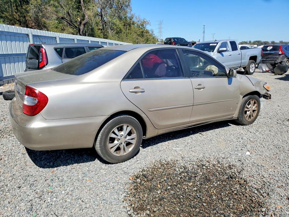 78827675 :رقم المزاد ، 4T1BF32K54U583926 vin ، 2004 Toyt Camry Automatic مزاد بيع