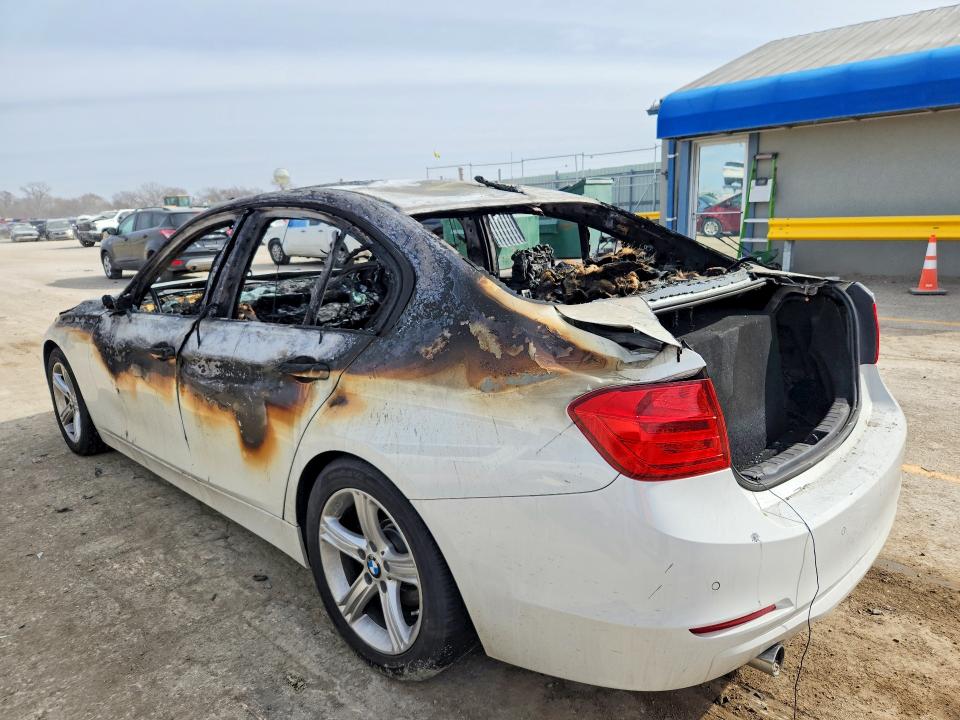 Продаж на аукціоні авто 2015 Bmw 328, vin: WBA3D3C56FK157519, номер лоту: 78898065