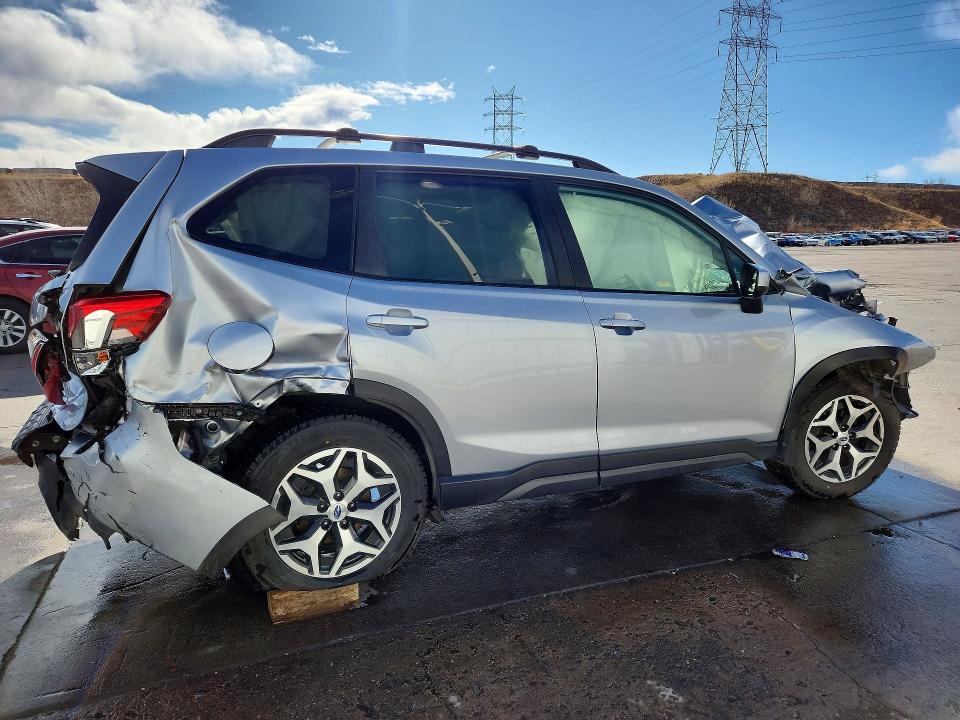 Продаж на аукціоні авто 2019 Subaru Forester, vin: JF2SKAGC8KH492081, номер лоту: 77824355