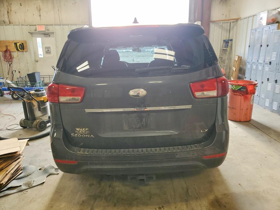 75933915 :رقم المزاد ، KNDMB5C10H6329089 vin ، 2017 Kia Sedona Lx مزاد بيع
