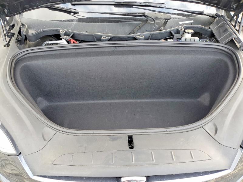 Auction sale of the 2019 Tesla Model X, vin: 5YJXCDE46KF180386, lot number: 78094385