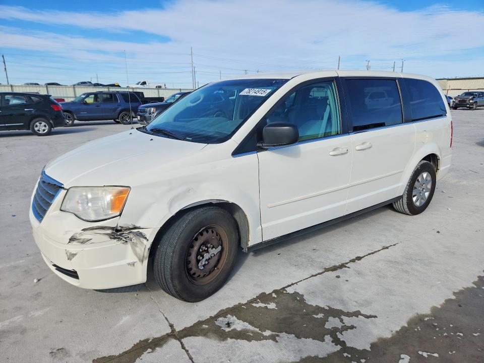 2010 Chrysler Town & Country მანქანა იყიდება აუქციონზე, vin: 2A4RR4DE8AR102738, აუქციონის ნომერი: 78214915