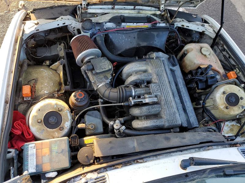 1991 Bmw 318 Is მანქანა იყიდება აუქციონზე, vin: WBAAF9310MEE70520, აუქციონის ნომერი: 75706415