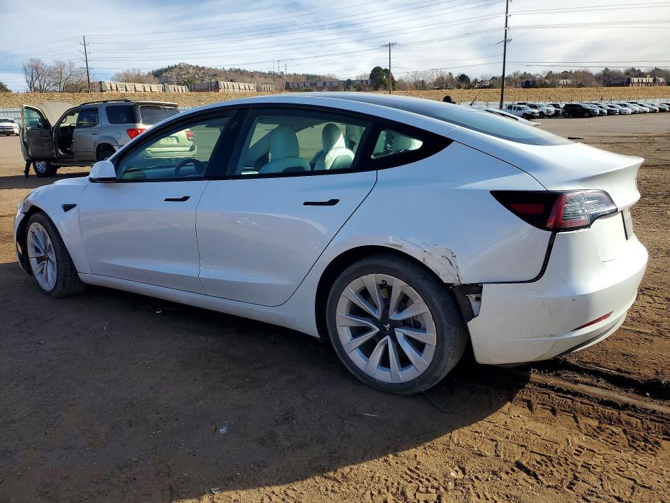 Продажа на аукционе авто 2022 Tesla Model 3, vin: 5YJ3E1EB4NF263809, номер лота: 77318955