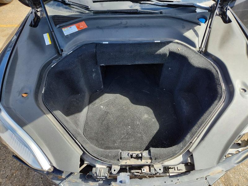 74360135 :رقم المزاد ، 5YJSA1E10FF116595 vin ، 2015 Tesla Model S مزاد بيع