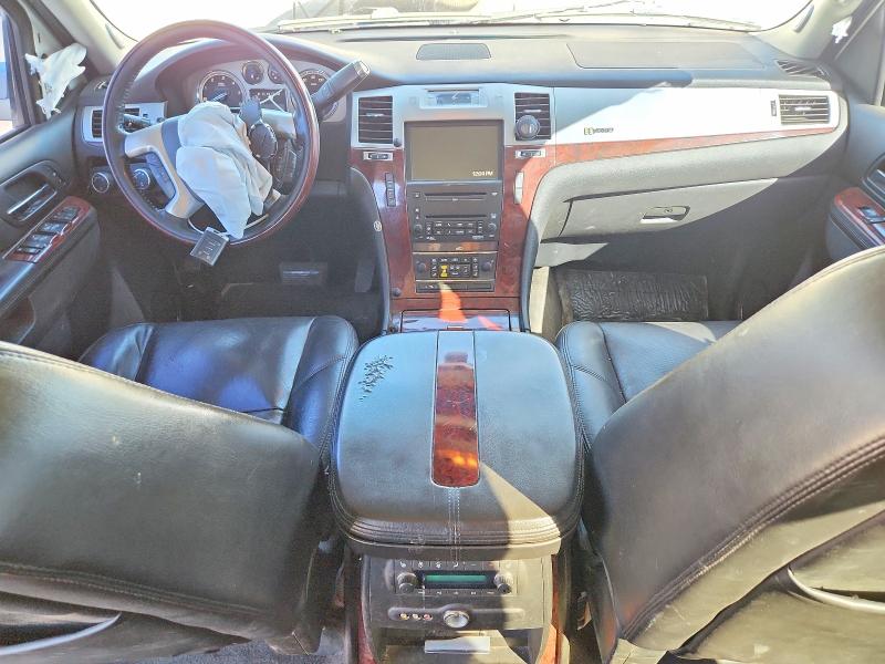 Продажа на аукционе авто 2010 Cadillac Escalade, vin: 1GYUKEEJ0AR244393, номер лота: 76259135